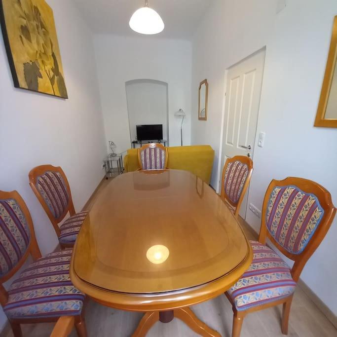 Apartament Altbauwohnung Neu Saniert - Fuer Familien Geeignet *