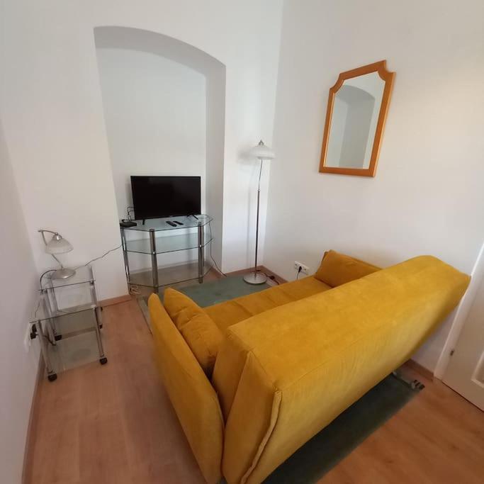 Apartament Altbauwohnung Neu Saniert - Fuer Familien Geeignet Wiedeń