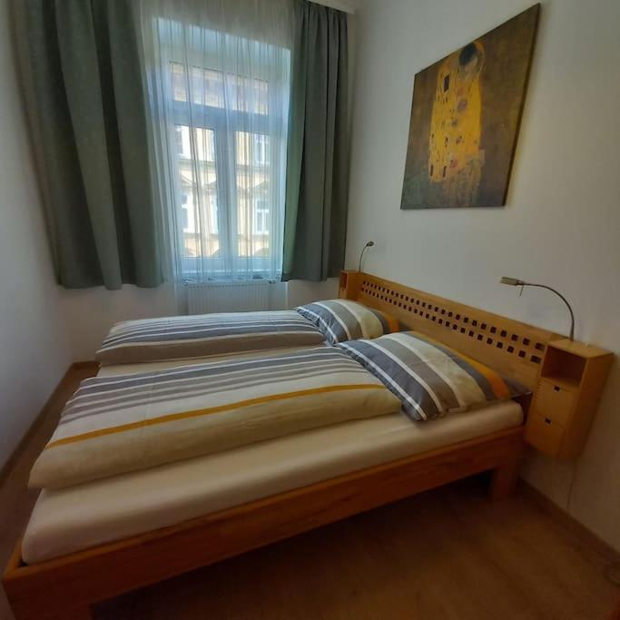 Altbauwohnung Neu Saniert - Fuer Familien Geeignet Apartament *